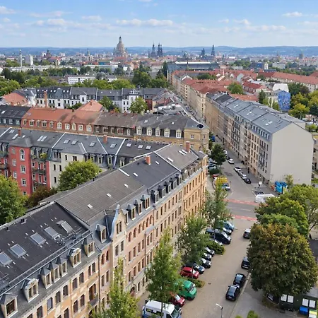 Modern Apartment, Randneustadt With Great Connections Appartement