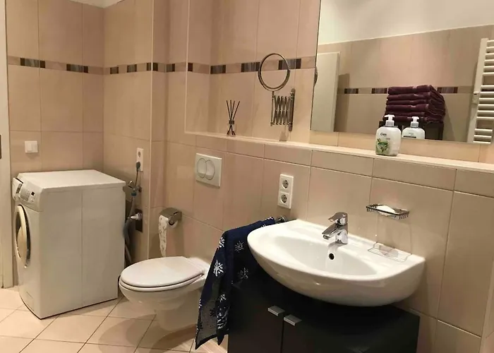 Modern Apartment, Randneustadt With Great Connections شقة *