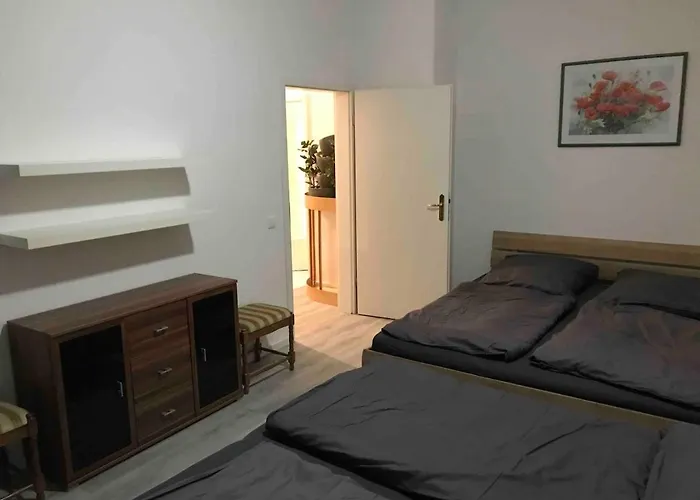 Modern Apartment, Randneustadt With Great Connections Apartment *